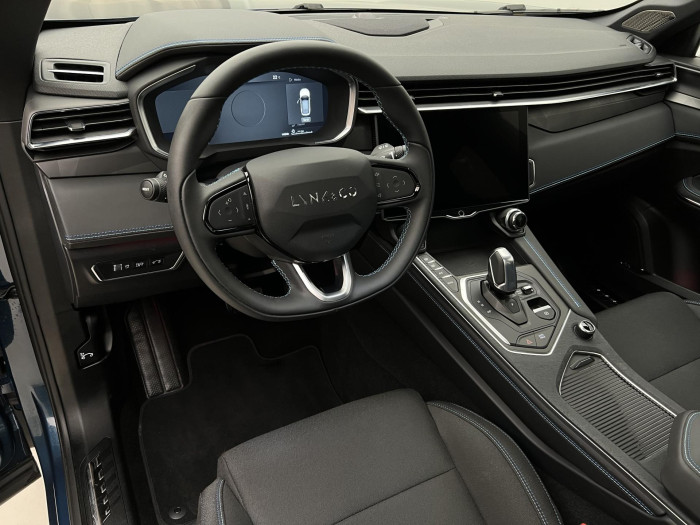 Lynk & Co 01 PHEV DCT AUT 1.maj.