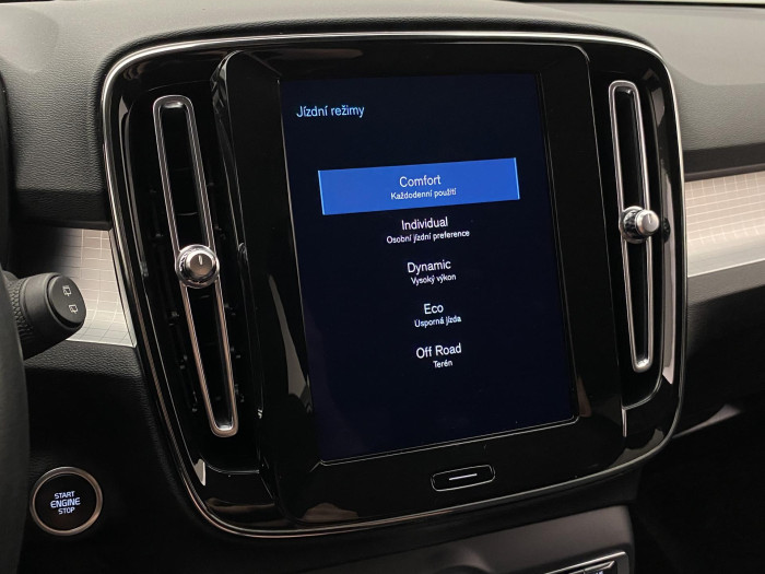 Volvo XC40 T2 MOMENTUM AUT 1.5 Momentum