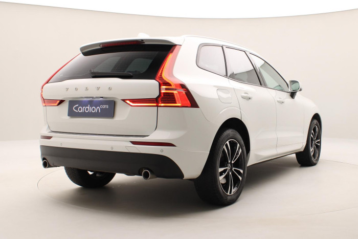 Volvo XC60 D4 AWD MOMENTUM REZERVACE 2.0 d Momentum