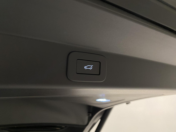 Land Rover Range Rover Sport D250 DYNAMIC REZERVACE 3.0 d Dynamic