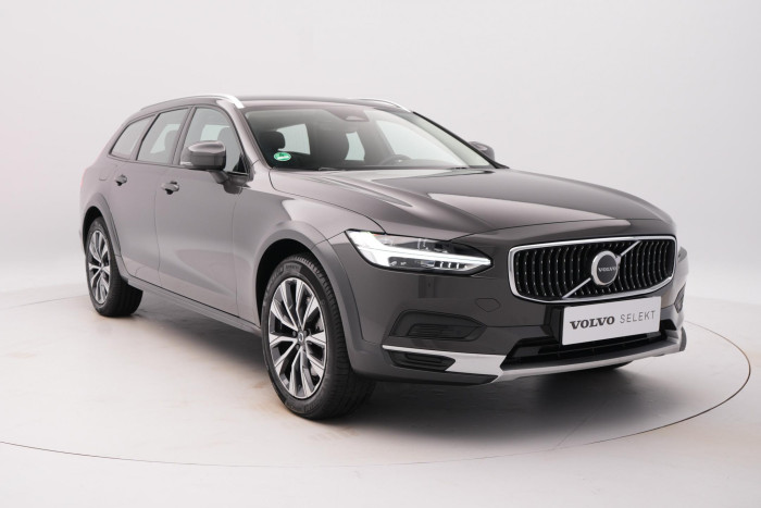 Volvo V90 CC B4 AWD PLUS AUT CZ 1.maj.