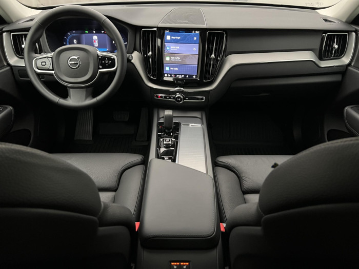 Volvo XC60 T6 AWD RECHARGE PLUS DARK AUT