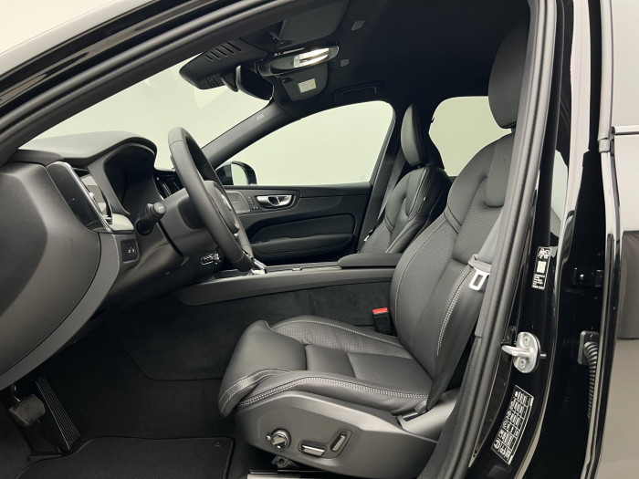 Volvo XC60 T8 AWD AUT RECHARGE BLACK PLUS