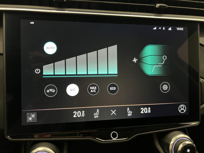 Lynk & Co 01 PHEV DCT 1.maj.