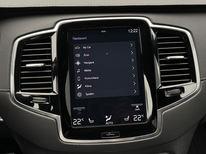 Volvo XC90 B5 AWD R-Design AUT REZERVACE