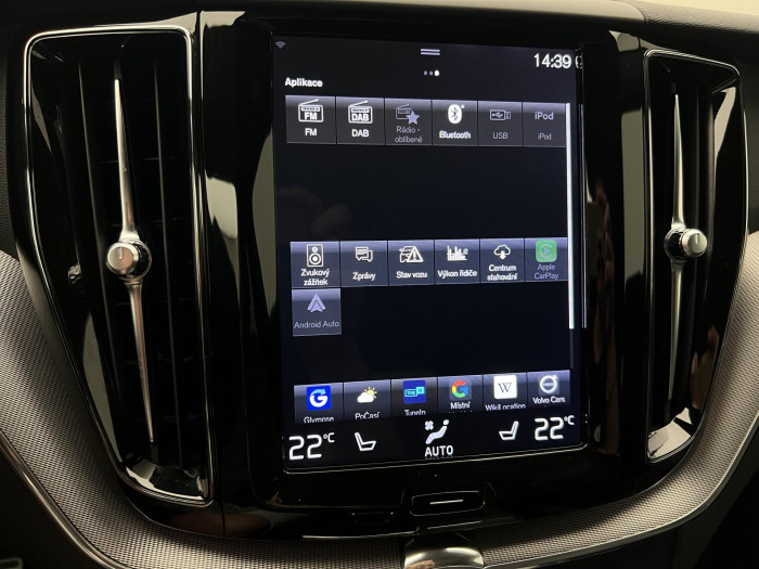 Volvo XC60 T6 AWD R-DESIGN AUT