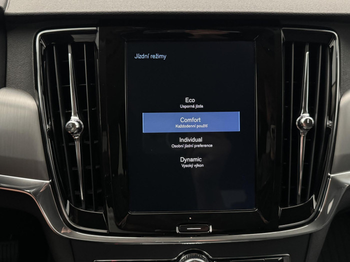 Volvo V90 D3 MOMENTUM AUT 2.0 d Momentum