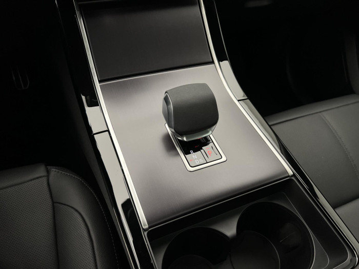 Land Rover Range Rover Velar D300 DYNAMIC SE AWD Aut 3.0 d Dynamic SE