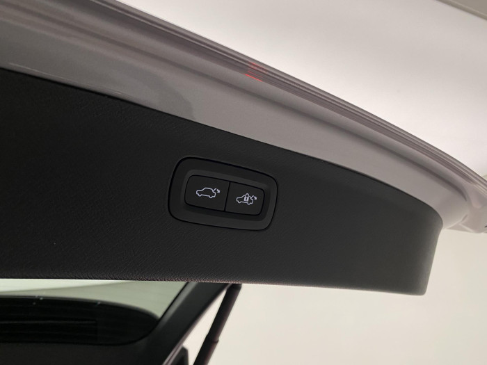 Volvo XC90 T8 AWD RECHARGE DARK PLUS 7m