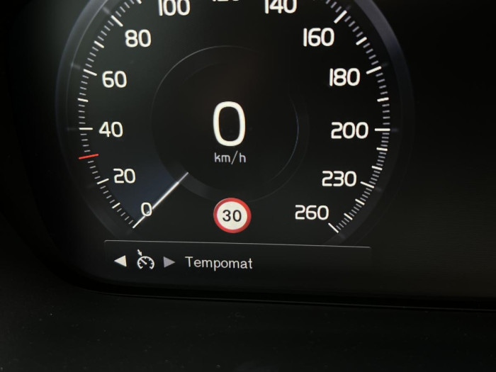 Volvo XC40 D3 MOMENTUM 1.maj. 2.0 d Momentum