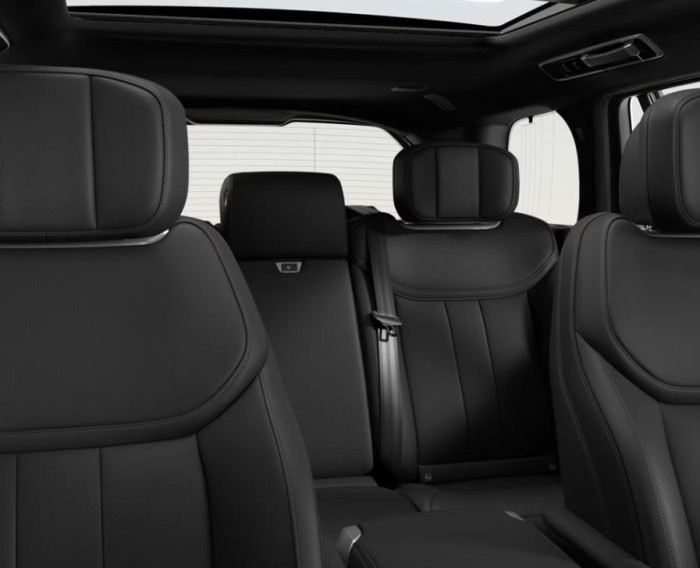 Land Rover Range Rover P550e AUTOBIOGRAPHY