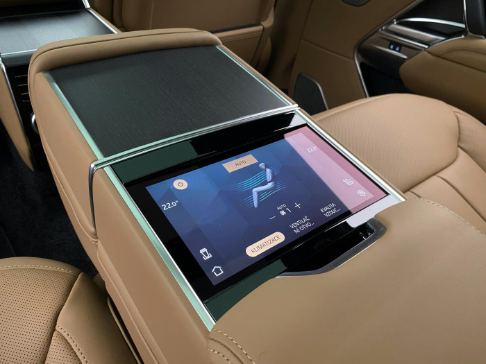 Land Rover Range Rover D350 AUTOBIOGRAPHY LWB 3.0 d