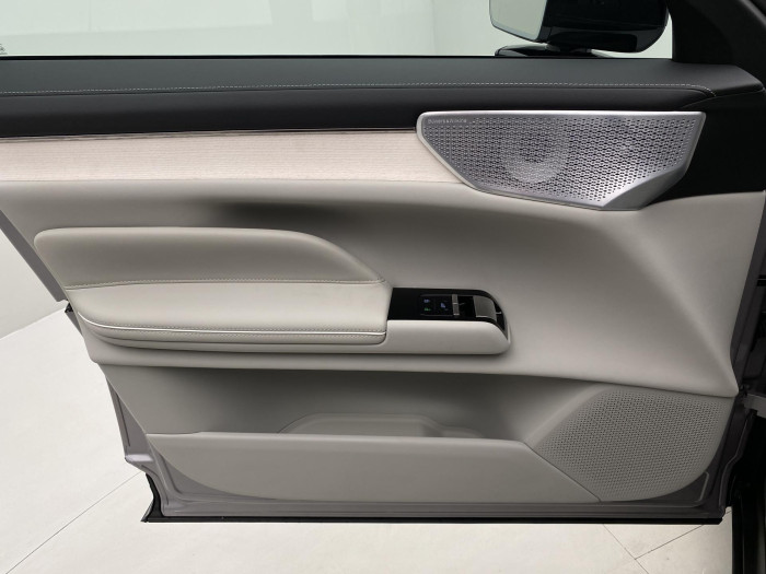 Volvo ES90 PURE ELECTRIC ULTRA