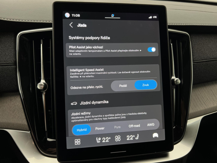 Volvo XC90 T8 AWD RECHARGE DARK ULTRA AUT