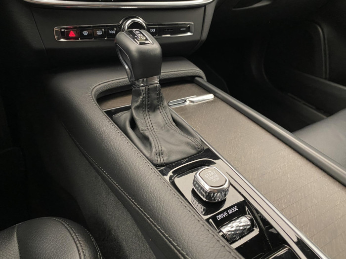 Volvo V90 CC D5 AWD INSCRIPTION AUT 2.0 d CC CC