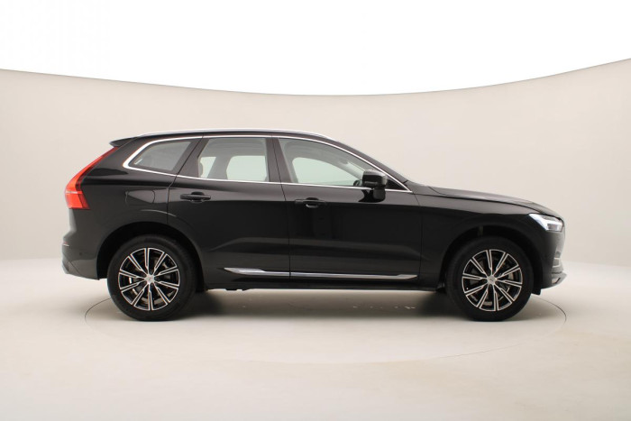 Volvo XC60 T5 AWD INSCRIPTION REZERVACE