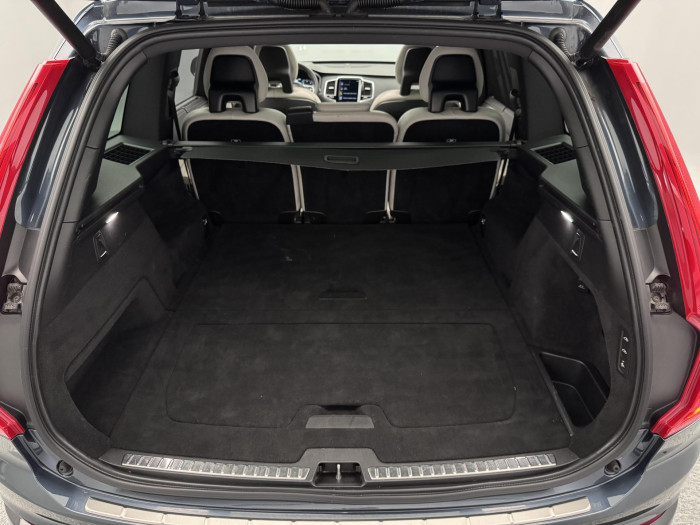 Volvo XC90 B5 AWD R-DESIGN AUT CZ