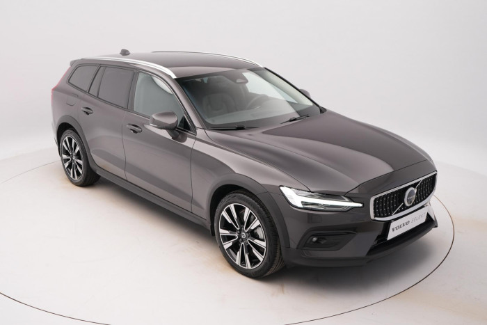 Volvo V60 CC B5 AWD PLUS BRIGHT 1.maj