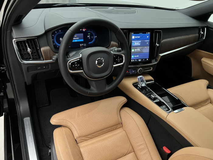 Volvo V90 T6 AWD RECHARGE PLUS DARK AUT