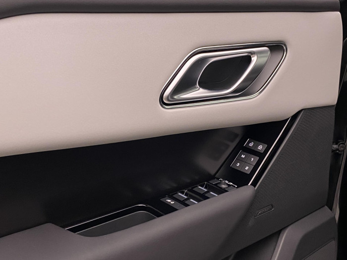 Land Rover Range Rover Velar D300 Dynamic SE AUT AWD 3.0 d Dynamic SE