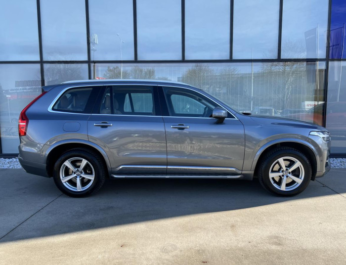 Volvo XC90 D5 AWD INSCRIPTION 7MÍSTNÁ Aut 2.0 d