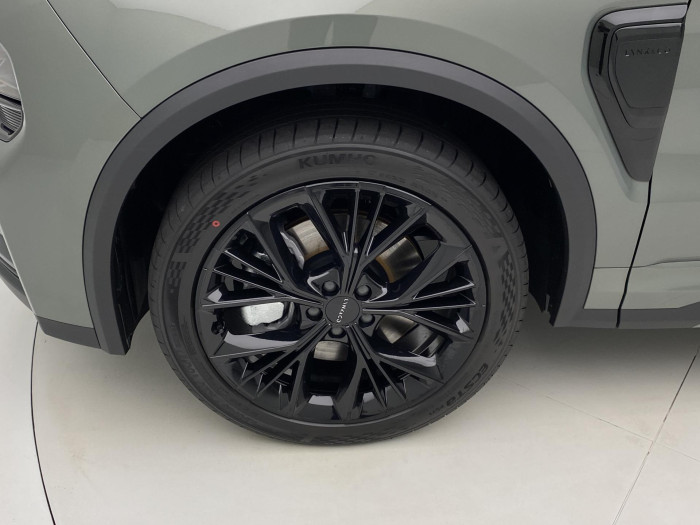 Lynk & Co 01 01 MORE PHEV DEMO