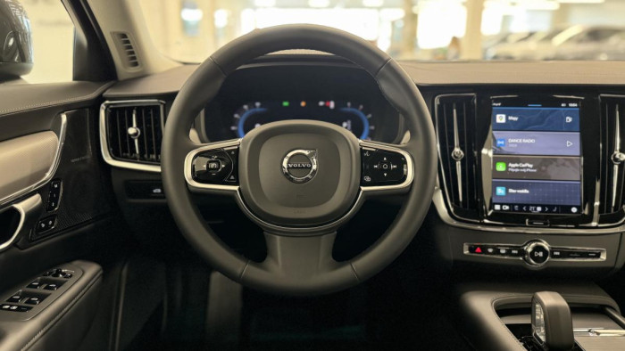 Volvo V90 CC B4 AWD PLUS AUT