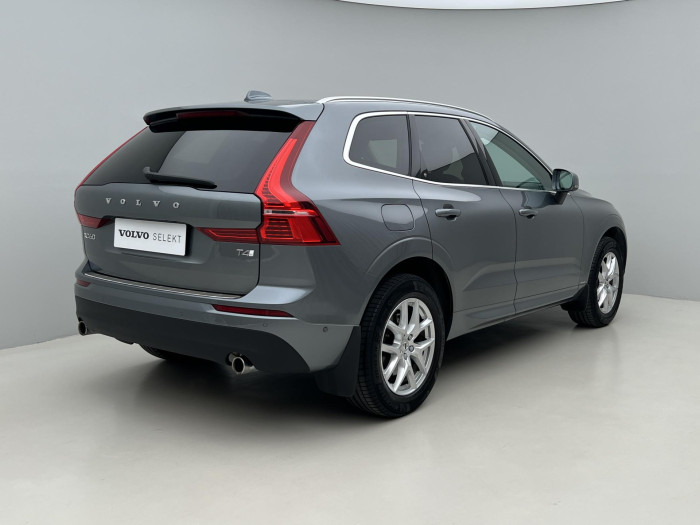 Volvo XC60 T4 MOMENTUM POLESTAR AUT CZ 2.0 Momentum