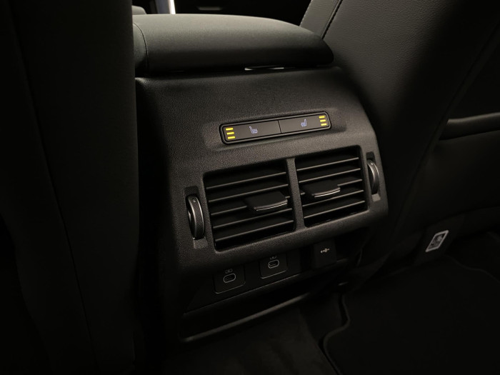 Land Rover Discovery Sport D200 DYNAMIC SE AWD AUT 2.0 d Dynamic SE