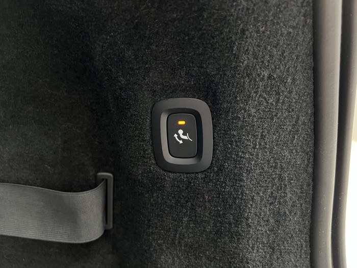 Volvo V90 CC D5 AWD PRO AUT 1.maj. 2.0 d CC CC