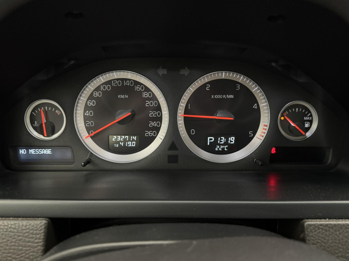Volvo XC90 D5 AWD EXECUTIVE AUT 7 míst 2.4 d Executive