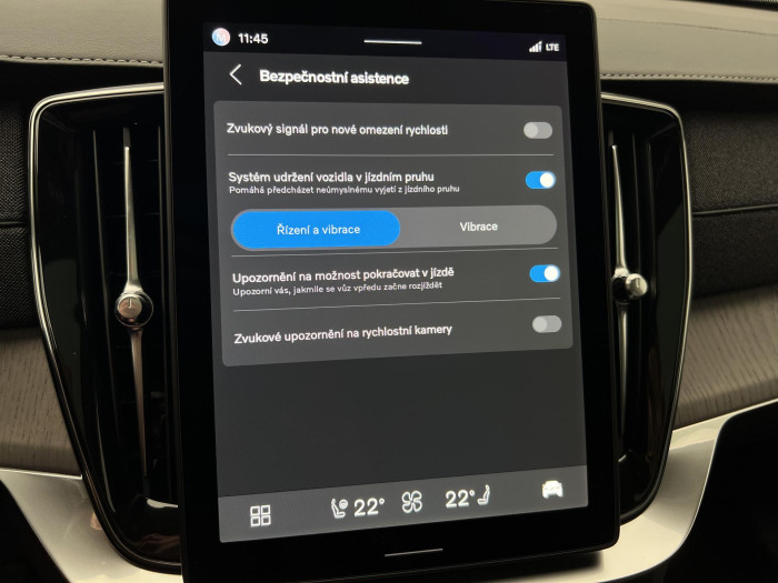 Volvo XC90 T8 AWD RECHARGE DARK ULTRA AUT