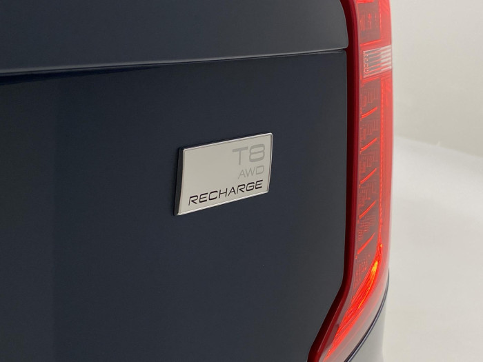 Volvo XC90 T8 AWD RECHARGE PLUS DARK AUT