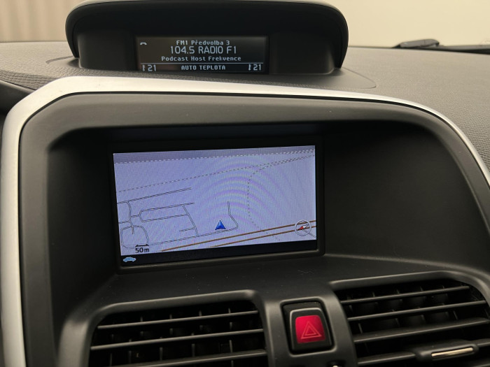 Volvo XC60 D5 AWD R-DESIGN AUT 2.4 d