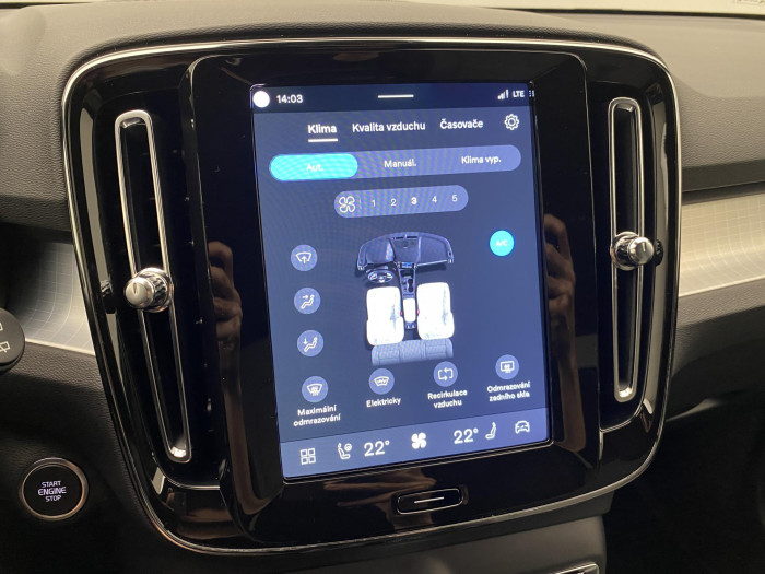 Volvo XC40 B3 AUT DARK PLUS