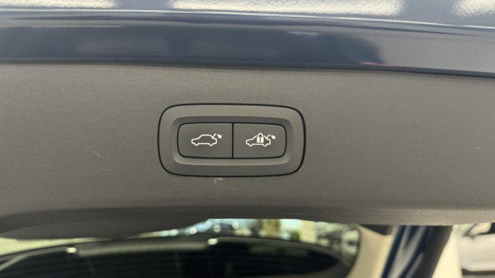 Lynk & Co 01 PHEV DCT AUT