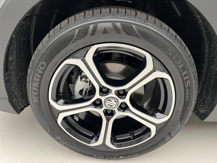 MG ZS ICE ELEGANCE 1.5 MAN 1.5 Elegance
