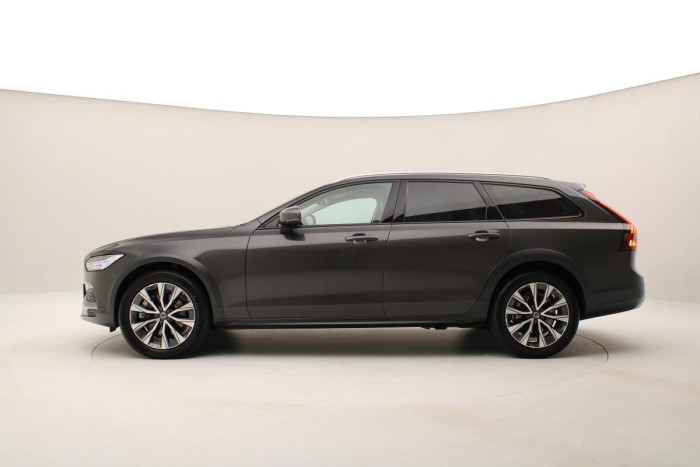 Volvo V90 CC B4 AWD PLUS REZERVACE