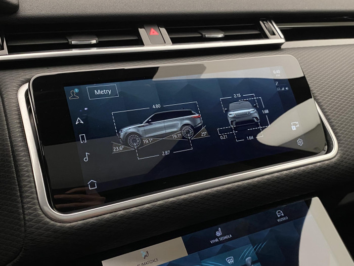 Land Rover Range Rover Velar D200 R-DYNAMIC SE REZERVACE 2.0 d Dynamic SE