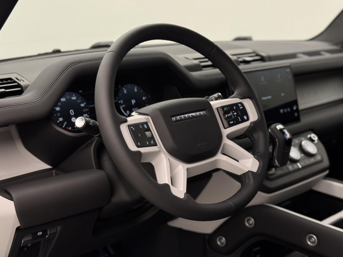 Land Rover Defender 110 D200 S AWD AUT 3.0 d