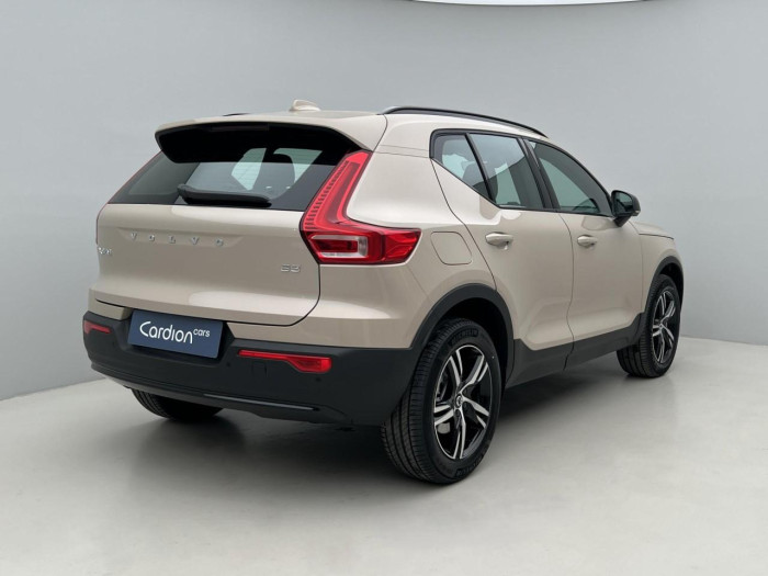 Volvo XC40 B3 DARK PLUS AUT