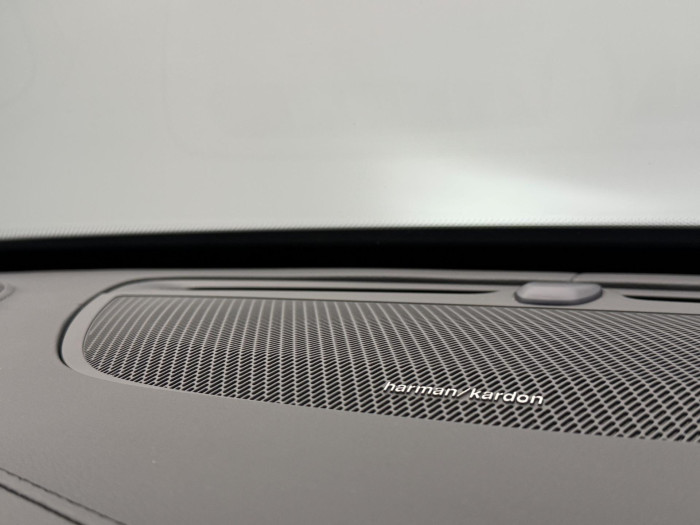 Volvo XC90 T8 AWD RECHARGE ULTIMATE DARK