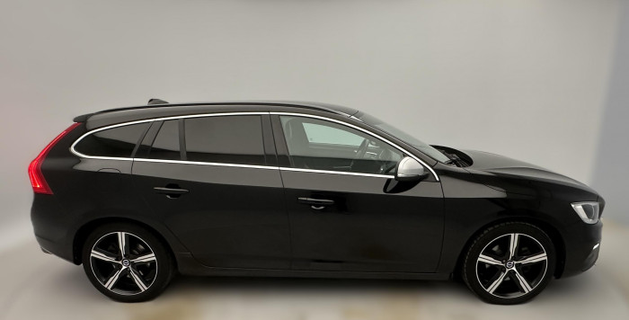 Volvo V60 D3 R-DESIGN AUT 2.0 d