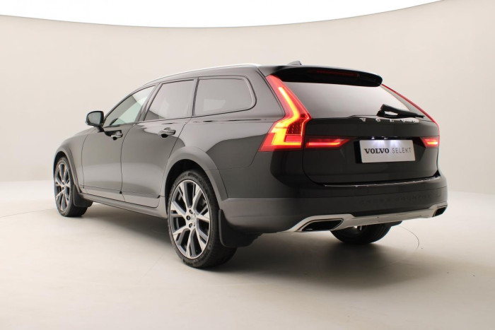 Volvo V90 CC D5 AWD PRO AUT REZERVACE 2.0 d CC CC