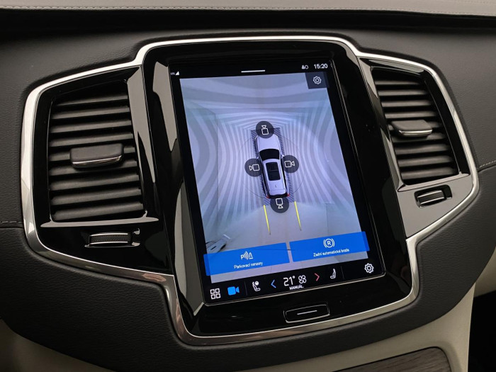 Volvo XC90 B5 AWD ULTIMATE REZERVACE