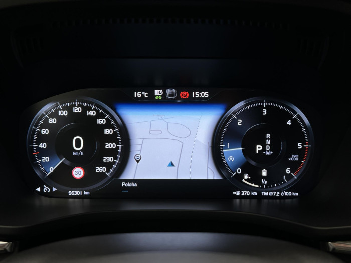 Volvo XC60 B4 AWD MOMENTUM AUT CZ 2.0 Momentum