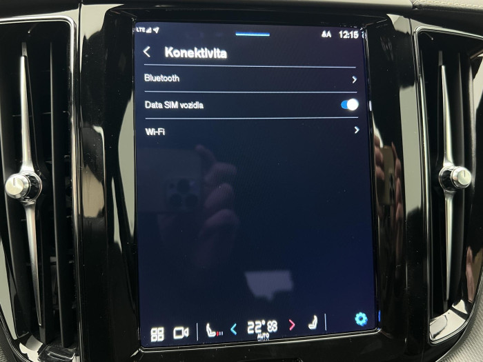 Volvo XC60 B5 AWD R-DESIGN AUT