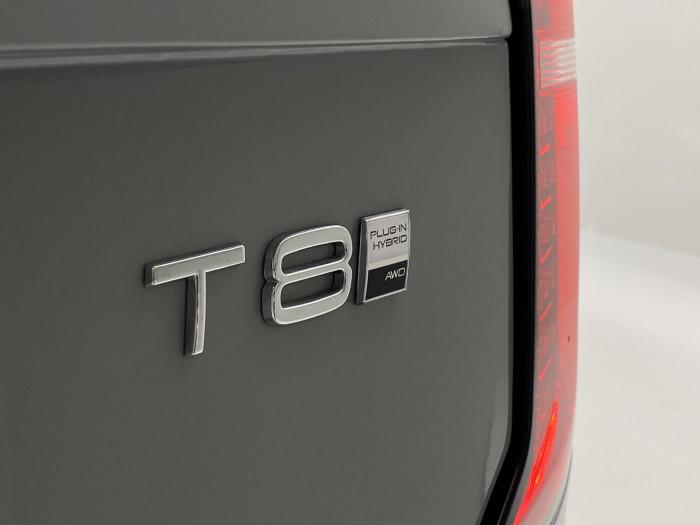 Volvo XC90 T8 AWD RECHARGE CORE AUT CZ 7m