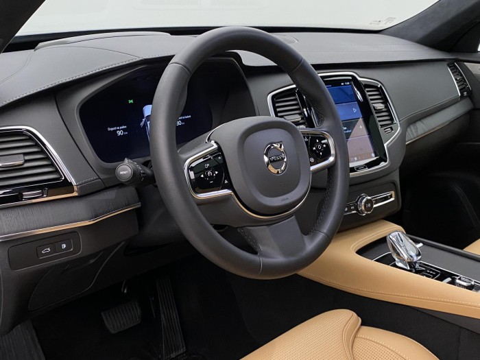 Volvo XC90 T8 AWD ULTIMATE DARK RECHARGE