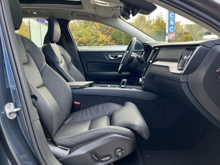 Volvo V60 B4 ULTIMATE BRIGHT Aut 1.maj.